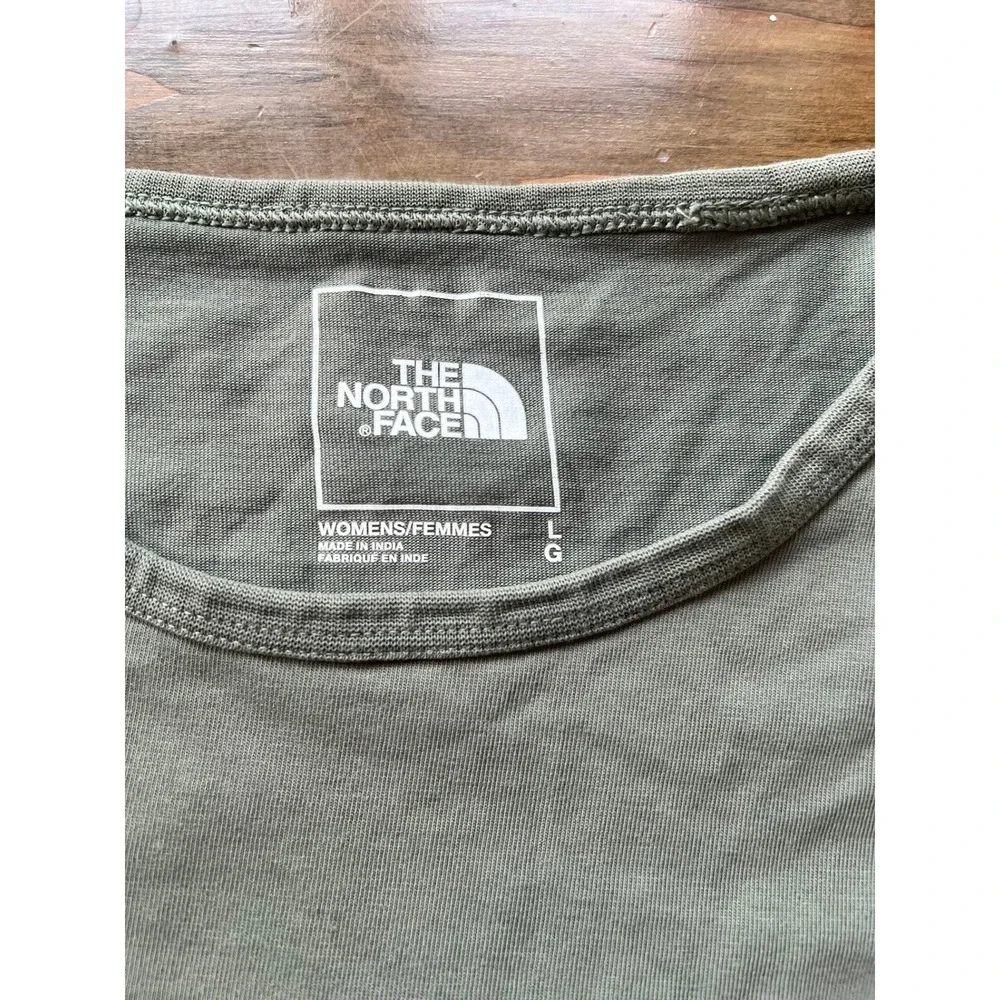 The North Face Womens Himalayas Graphic T-Shirt Sage Green Size Large - Picture 2 of 4